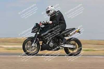 media/Sep-10-2023-Pacific Track Time (Sun) [[44210541ad]]/Group C/1240pm (Wheelie Bump)/